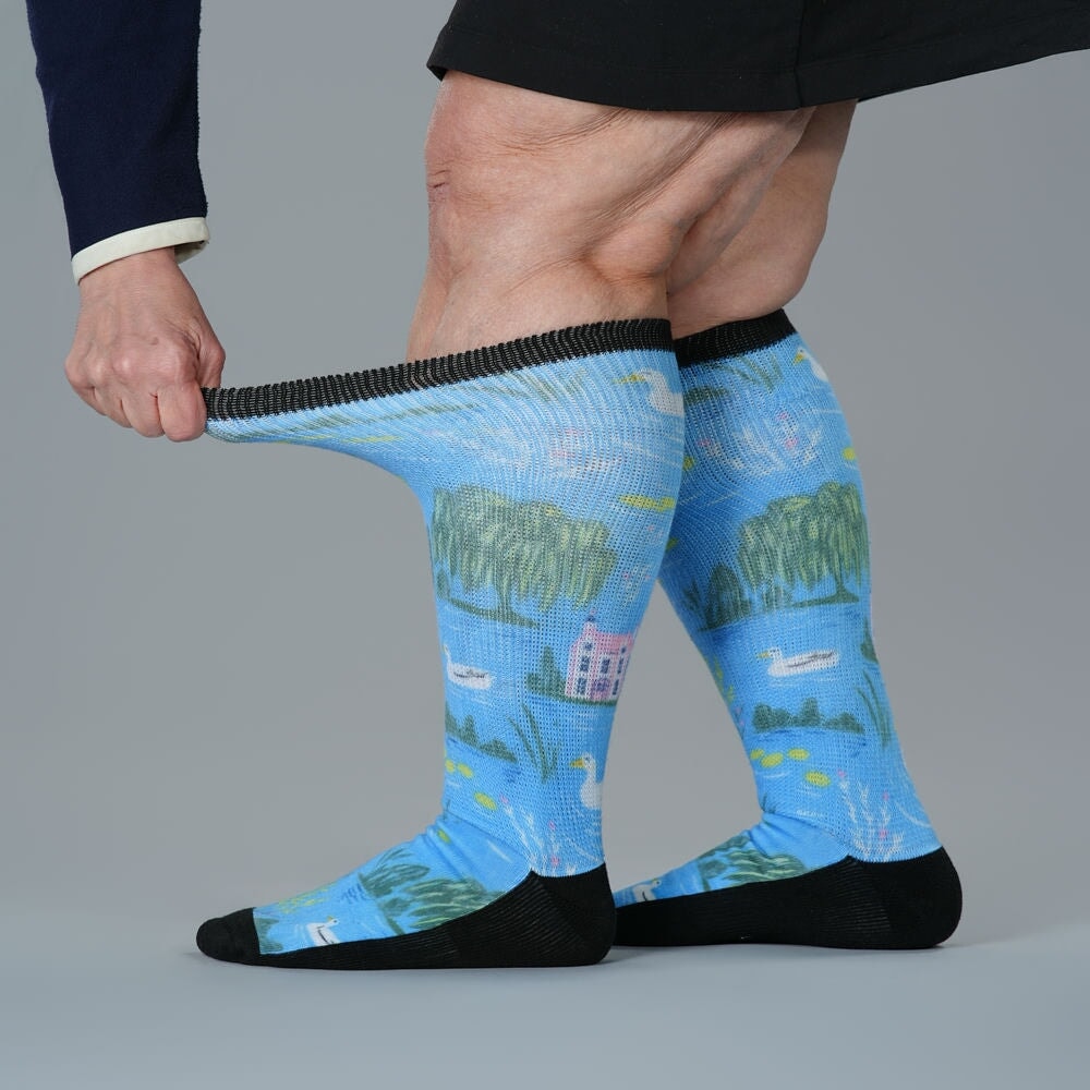 On the Pond EasyStretch™ Socks