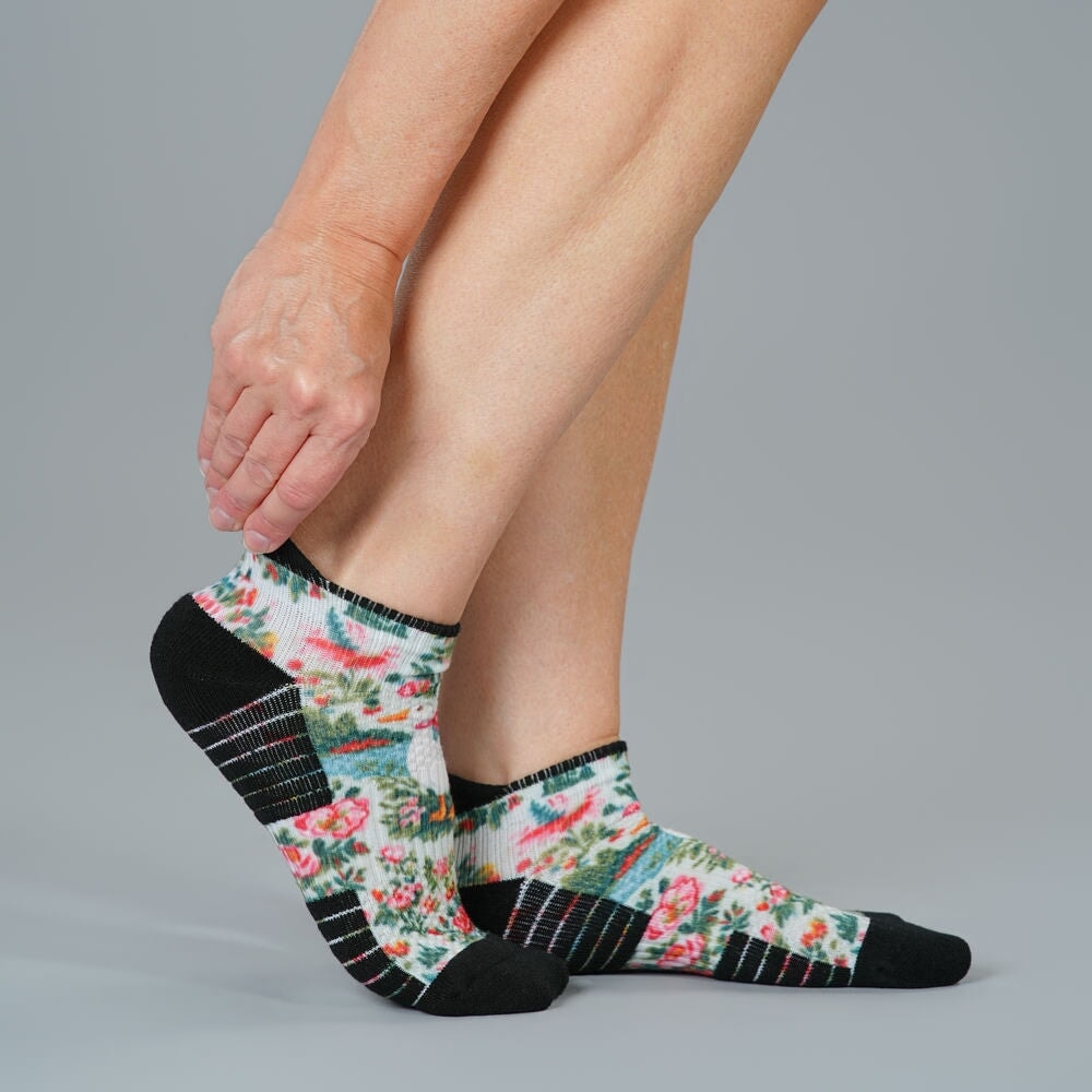 Goose Manor Ankle Compression Socks