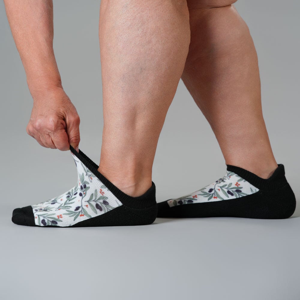 Olive Garden Ankle Socks