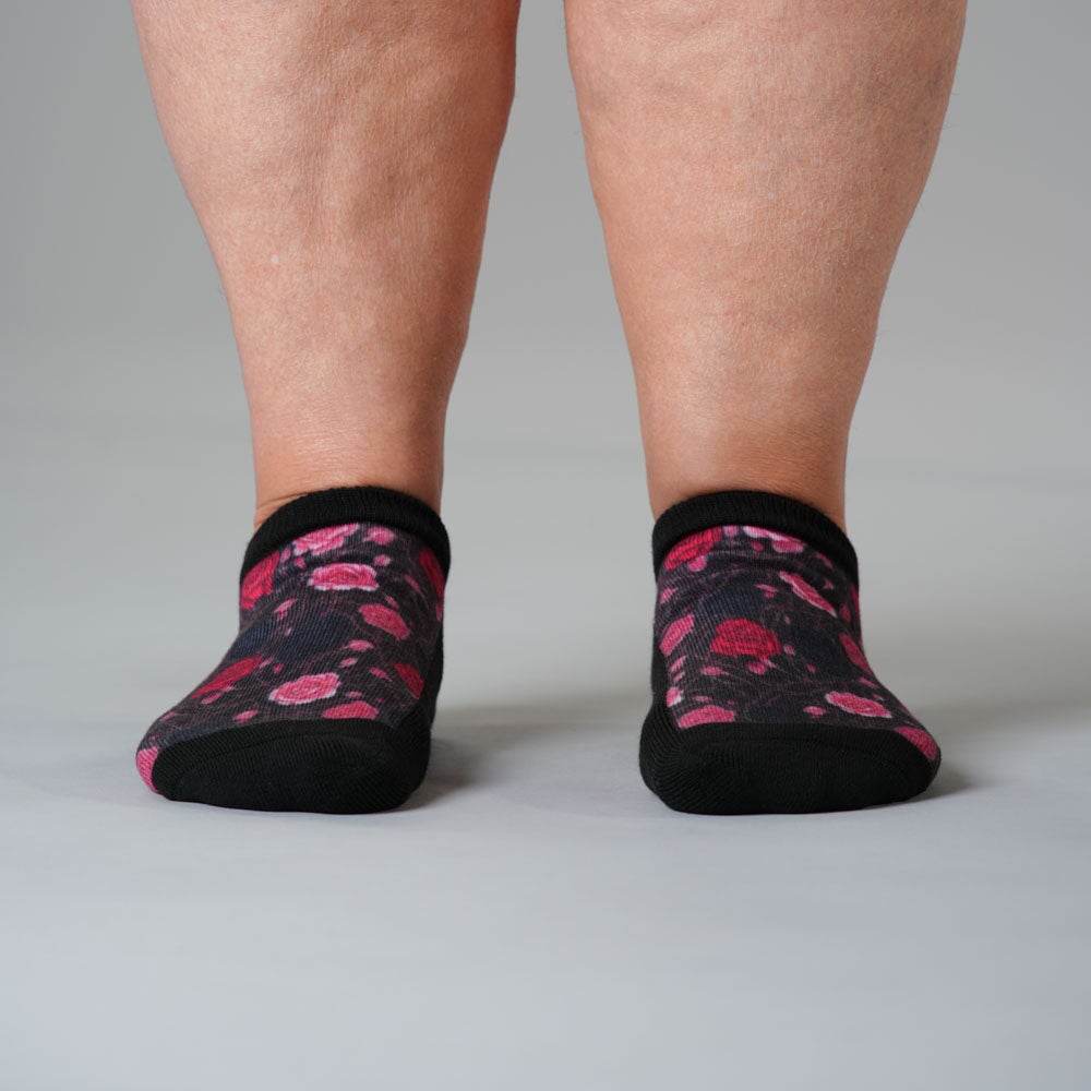 Dark Love Ankle Socks