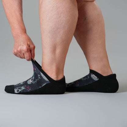 Skulls and Roses Ankle Socks